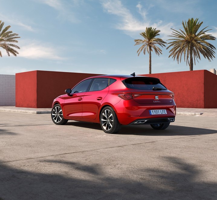 SEAT New Leon - Rear view of the car