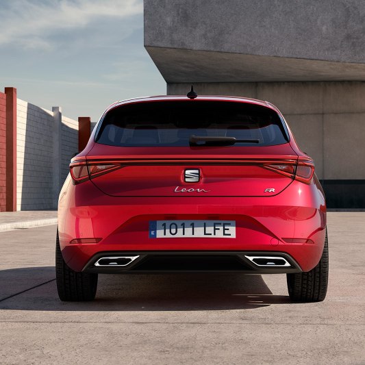SEAT New Leon - Rear view of car